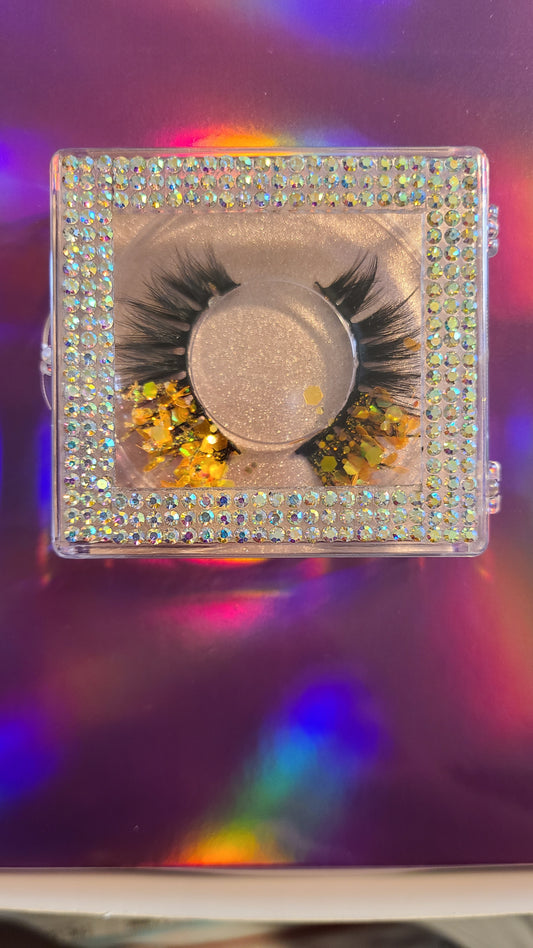Get it Girl lashes Gold glitter