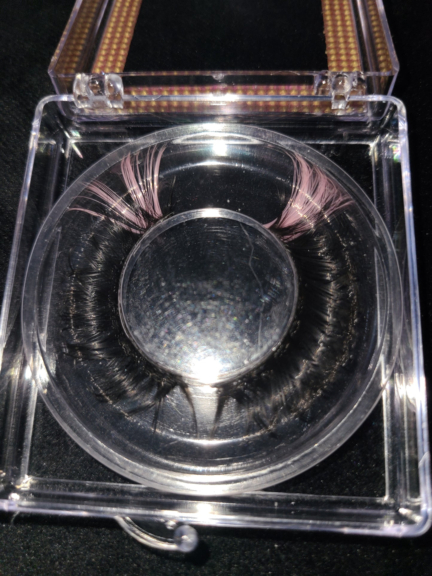 Bubble gum pink /black lashes